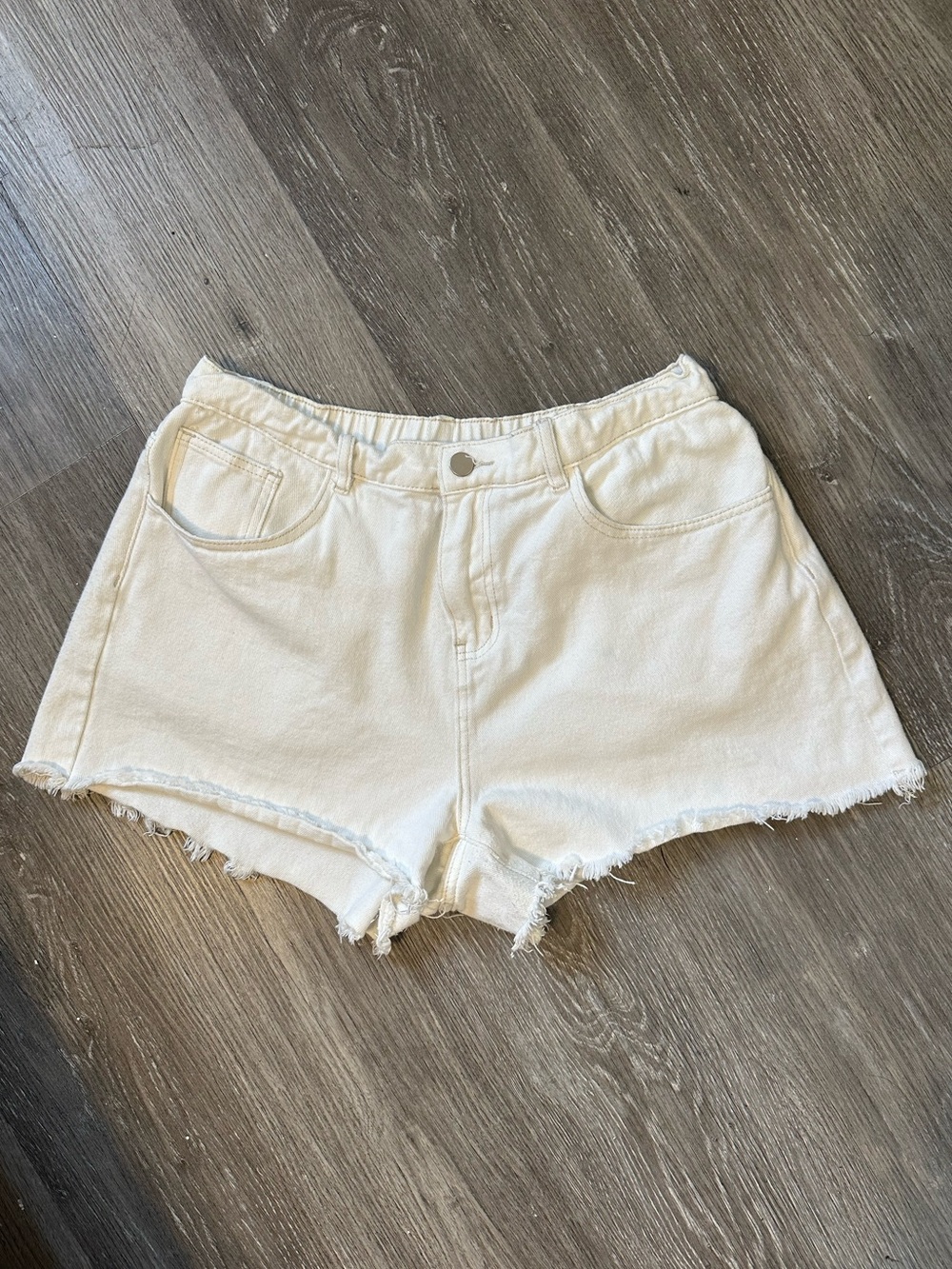 SHEIN Cream Frayed Hem Denim Shorts